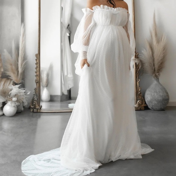 New!! Anyuta Coture Photoshoot Maternity Dress - Picture 2 of 11